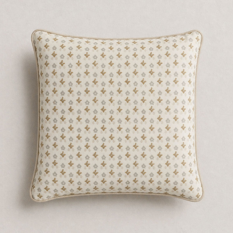 Petite Paisley Indoor Throw Pillow