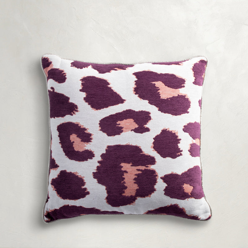 Venti Tigre Indoor Throw Pillow