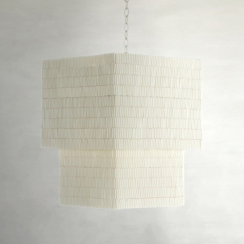 Eileen Chandelier