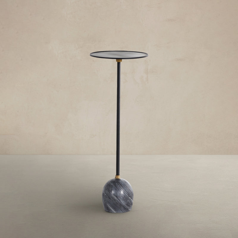 Neil Drinking Table